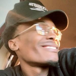 Meet your Posher, Dyron